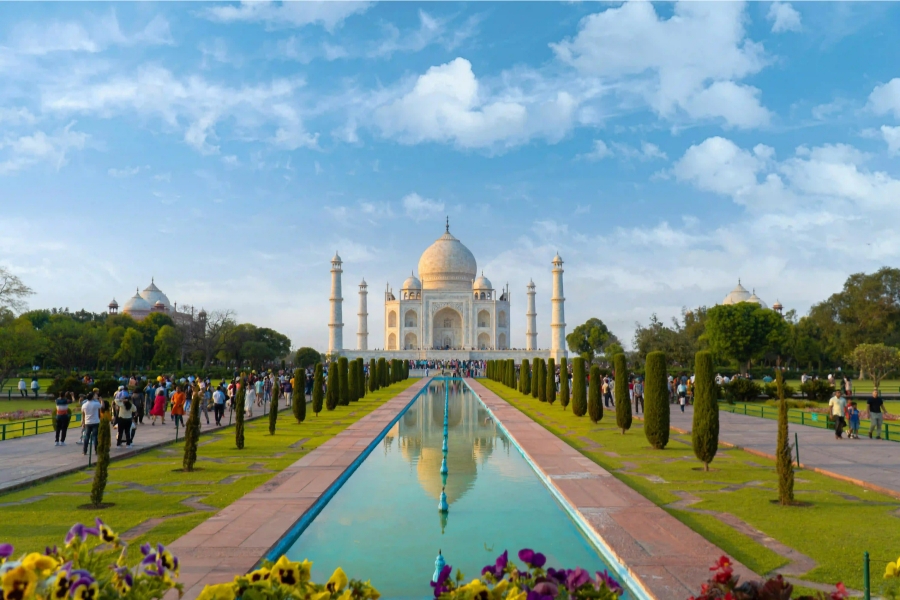 Taj Mahal Tour From Bangalore